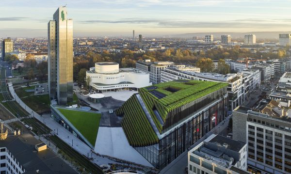 Kö-Bogen 2 Düsseldorf Gebäudebegrünung Dachbegrünung Leonhards