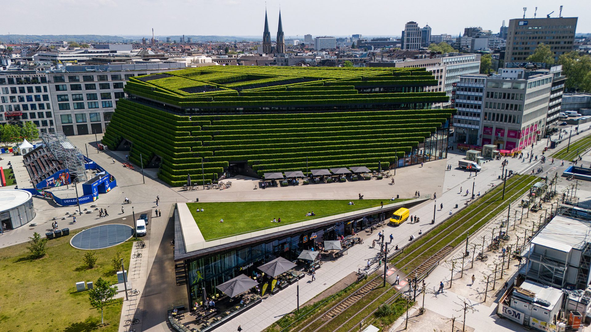 Kö-Bogen II Leohards Referenz Projekt